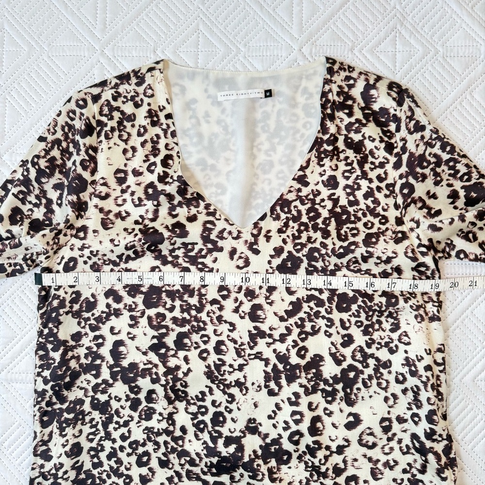 Three Eighty Two Leopard Print V-Neck Long Sleeve… - image 4